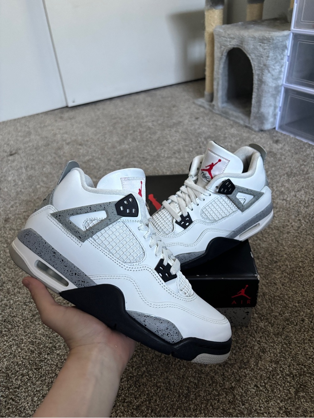 Jordan 4 white cement